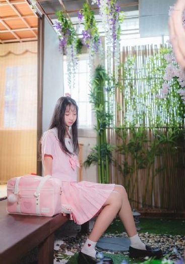 菠萝蜜视频高清纯净版女主播_720在线观看
