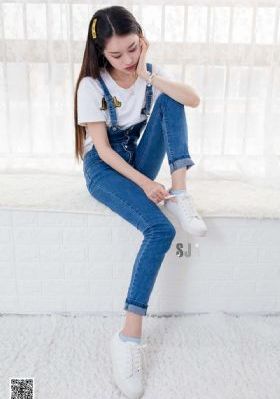 亚洲色图40p_十万网红美女美酱