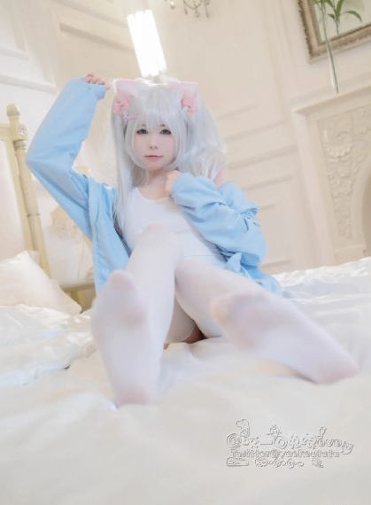 久久久精品播放久久av蜜臀_高清电影完整版在线观看
