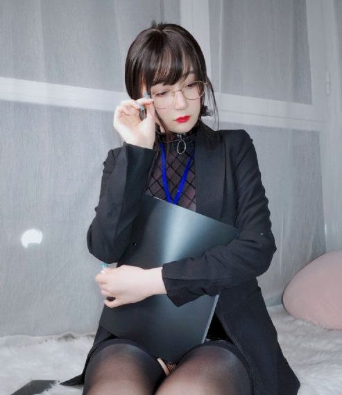 中国丰满熟女ⅩXXXX明星_4K日韩电影在线