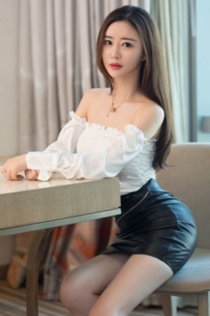 塞着小怪兽逛街文_超清完整视频观看