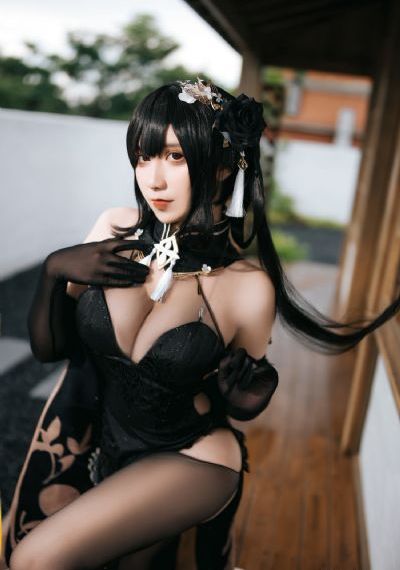 丝袜人妻制服中文图片_免费国语在线观看