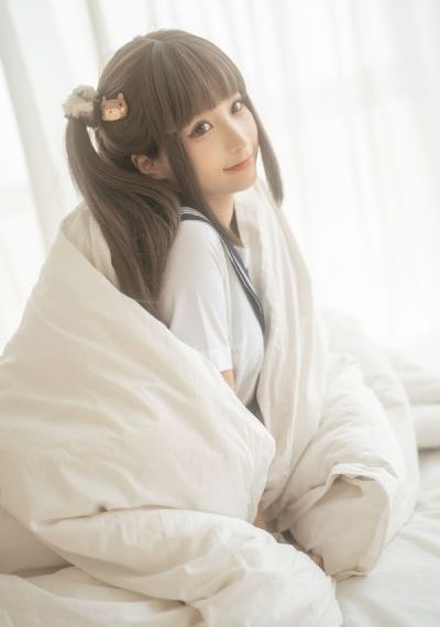 亚洲嫩模尤物极品美女人体_HD全集在线观看